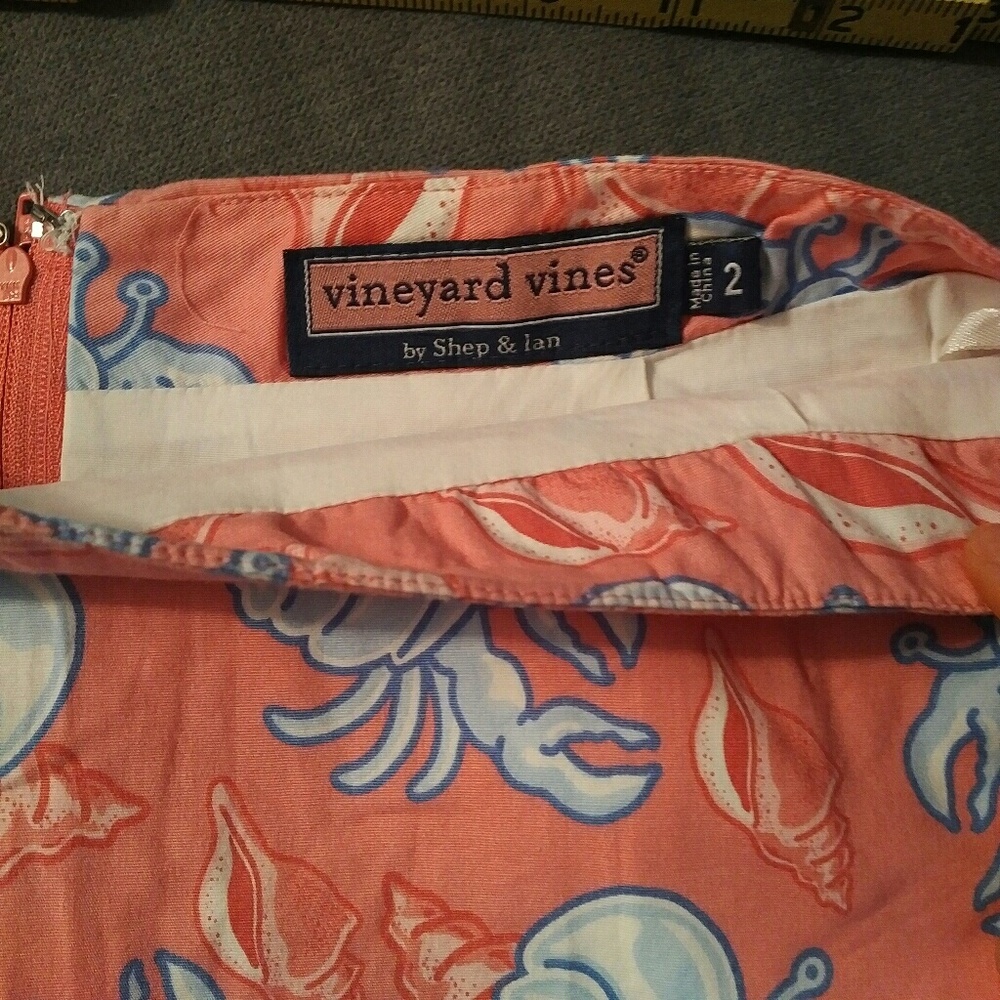 Euc size 2 vineyard vines crab/shell skirt - Picture 3 of 5